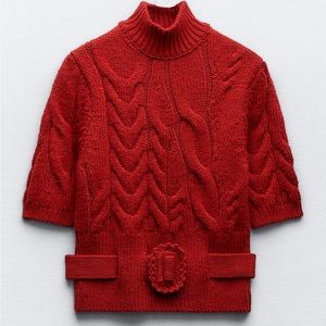 NWT Zara sweater with belt in small